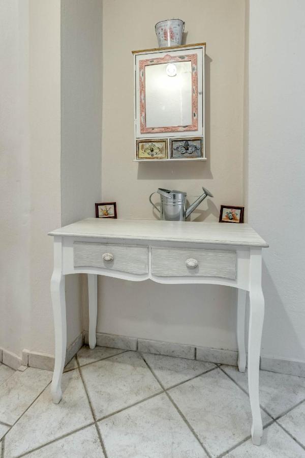 Austella Suite Corfu  ภายนอก รูปภาพ